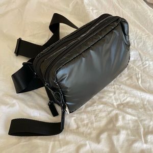 BÉIS Expandable Pouch - brand new